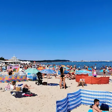 Family Lu Apartment - 3 Bedrooms, 2 Bathrooms, 200M Beach 索波特