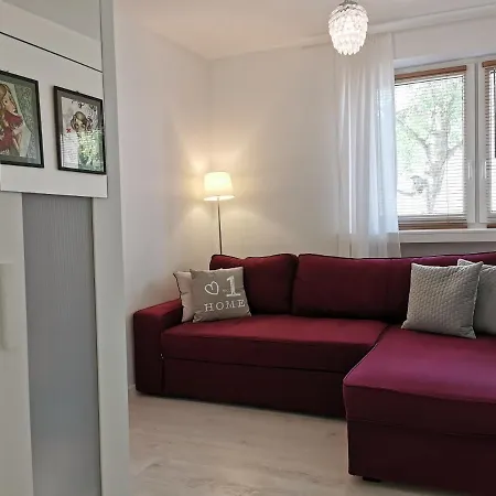 Family Lu Apartment - 3 Bedrooms, 2 Bathrooms, 200M Beach 公寓